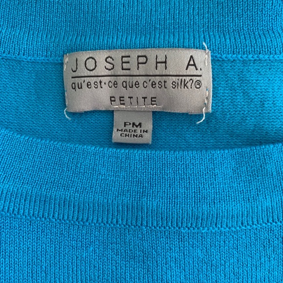 Joseph A sky blue long sleeve lightweight sweater.  Size PM.  EUC. - Picture 4 of 5